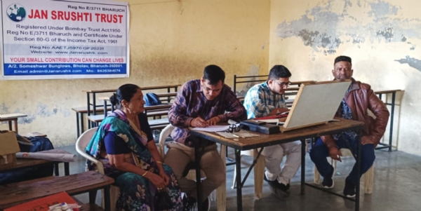 ભરૂચ બીએજેએ દ્વારા યોજાયેલ નિઃશુલ્ક આંખ નિદાન કેમ્પનો 321 દર્દી નારાયણે લાભ લીધો ભરૂચ બીએજેએ દ્વારા યોજાયેલ નિઃશુલ્ક આંખ નિદાન કેમ્પનો 321 દર્દી નારાયણે લાભ લીધો