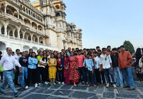 શ્રી પાટણ જૈન મંડળ સંચાલિત બી.ડી. સાર્વજનિક વિદ્યાલયના વિદ્યાર્થીઓનો રાજસ્થાન શૈક્ષણિક પ્રવાસ