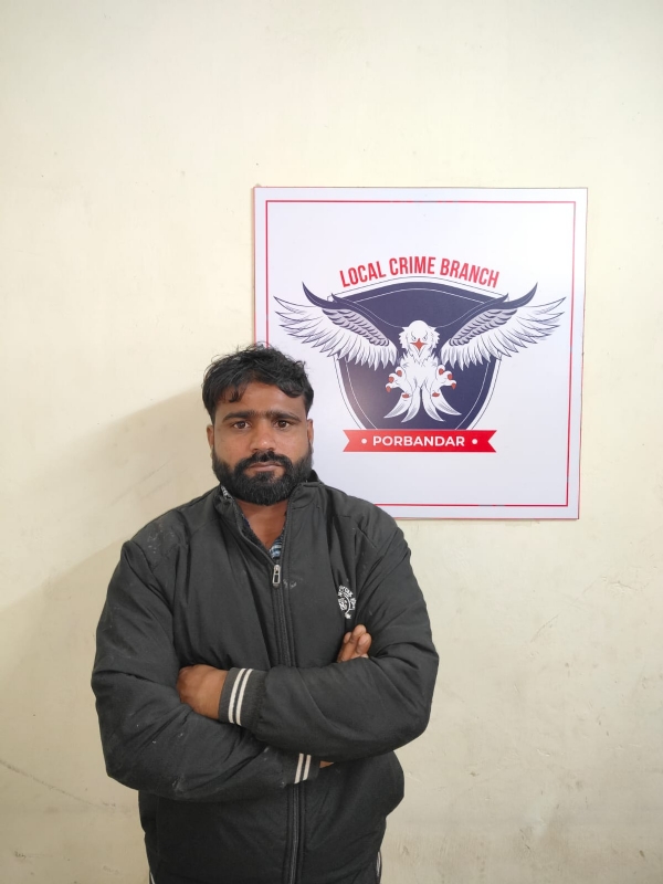 દારૂના ગુન્હાના બે આરોપીને પાસ હેઠળ સુરત અને વડોદરા જેલ મા ધકેલાયા.