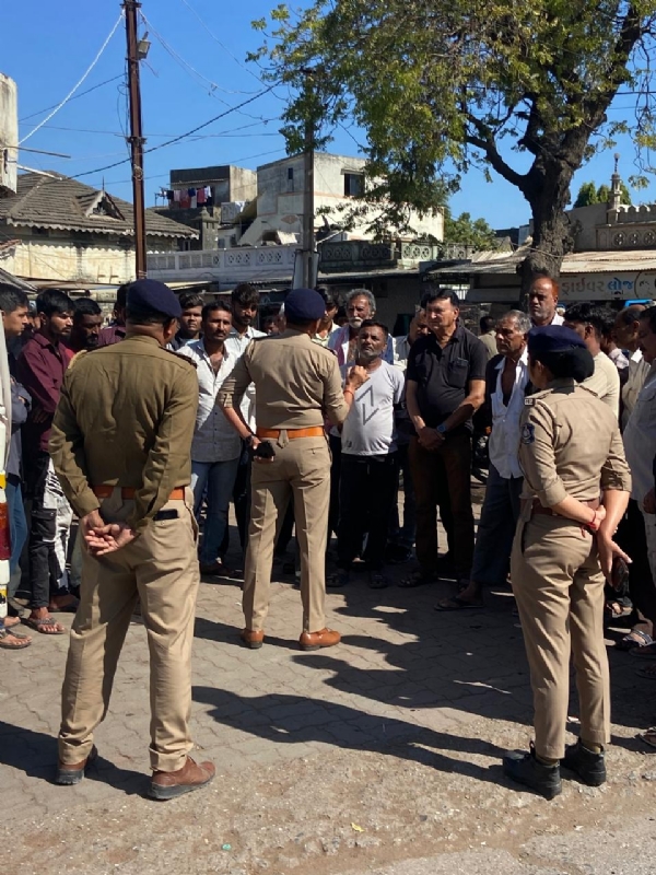 રાણાવાવ બસ સ્ટેશન ખાતે ટ્રાફિક જાગૃતિ કાર્યક્રમ યોજાયો.