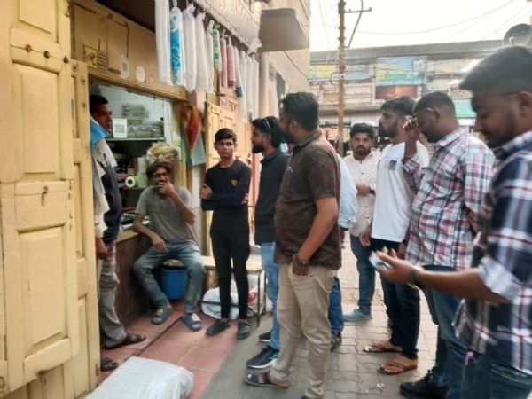 એક વર્ષ માં કચરો કરનાર અને પ્રતિબંધિ પ્લાસ્ટિક નું વેચાણ કરનારને 3.55 લાખ નો દંડ. એક વર્ષ માં કચરો કરનાર અને પ્રતિબંધિ પ્લાસ્ટિક નું વેચાણ કરનારને 3.55 લાખ નો દંડ.