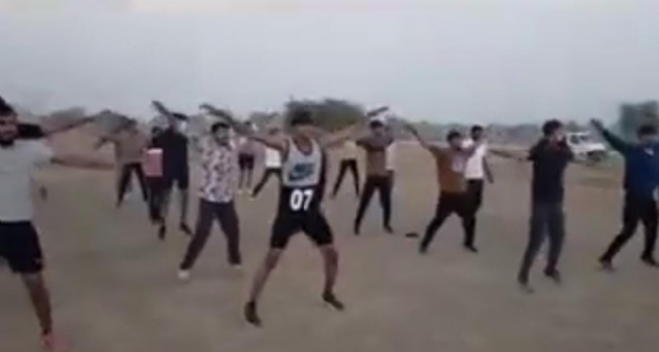 પોલીસની તૈયારી કરતા યુવાનો માટે બેચરાજી પોલીસ દ્વારા વિનામૂલ્યે તાલીમ કેમ્પ પોલીસની તૈયારી કરતા યુવાનો માટે બેચરાજી પોલીસ દ્વારા વિનામૂલ્યે તાલીમ કેમ્પ