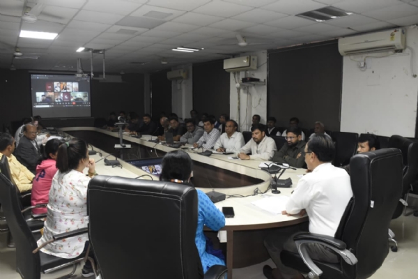 પોરબંદર જિલ્લા કક્ષાના પ્રજાસત્તાક પર્વની  ઉજવણી માટે જિલ્લા કલેક્ટરની અધ્યક્ષતામાં બેઠક યોજાઈ.