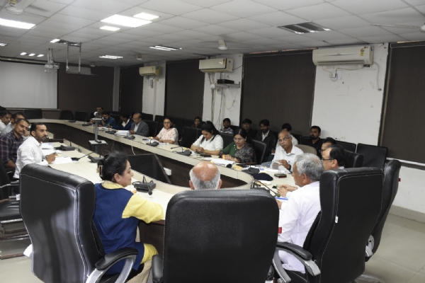 પોરબંદર જિલ્લા પ્રભારી મંત્રી  કુંવરજી બાવળિયાના અધ્યક્ષ સ્થાને પ્રેસ કોન્ફરન્સ યોજાઈ.