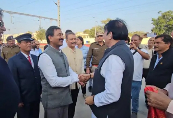 સિદ્ધપુર રેલવે સ્ટેશન પર કર્મચારી આવાસ સંકુલનું ઉદ્ઘાટન