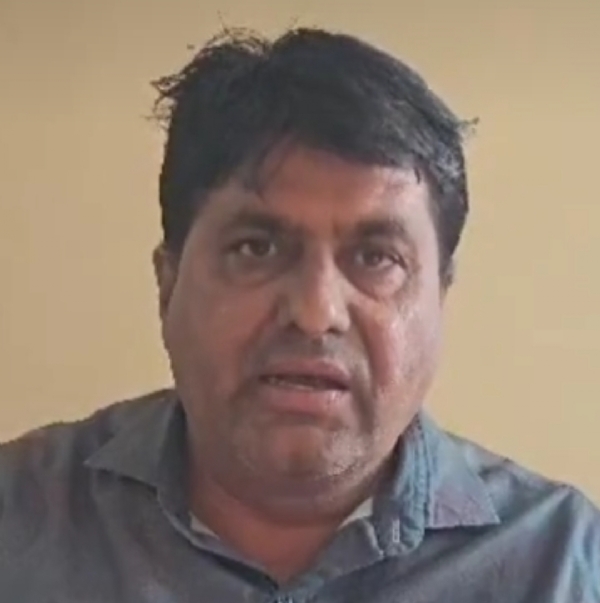 પાટણ નગરપાલિકામાં છેલ્લા એક મહિનાથી જન્મ-મરણના દાખલા મેળવવા અરજદારોને ભારે મુશ્કેલી