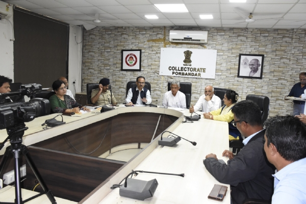 પોરબંદર જિલ્લા પ્રભારી મંત્રી  કુંવરજી બાવળિયાના અધ્યક્ષ સ્થાને પ્રેસ કોન્ફરન્સ યોજાઈ.