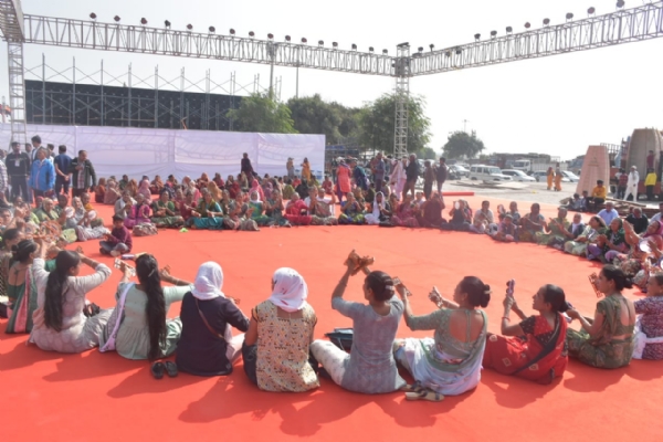 જૂનાગઢના યોગબોર્ડ સહિત સંસ્થાઓની  મહિલાઓ દ્વારા અખંડ શિવધૂનનો પ્રારંભ