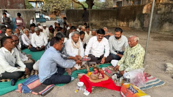 બગસરા તાલુકાના ખારી ગામે ગ્રામપંચાયતના રૂ. ૨૫ લાખના ખાતનું ખાતમુહૂર્ત યોજાયું