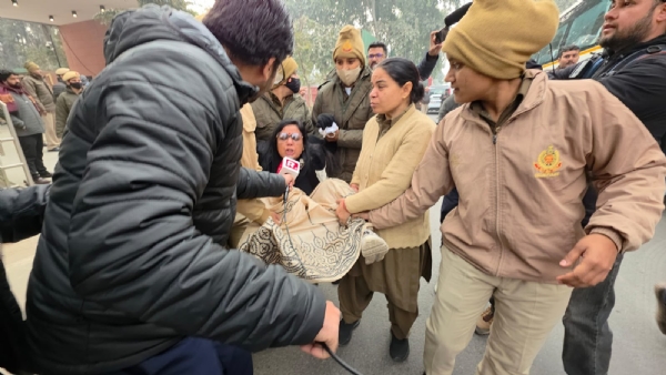 તૃણમૂલ કોંગ્રેસ દ્વારા અપાયેલી તસ્વીર