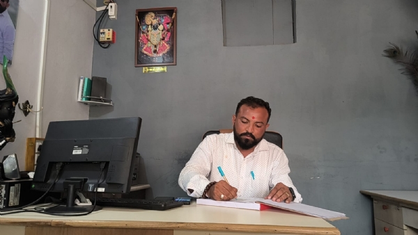યુવા સરપંચ