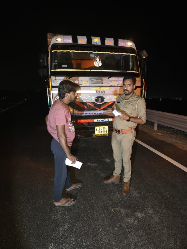 પ્રાદેશિક વાહન વ્યવહાર કચેરી દ્વારા વિશેષ એન્ફોર્સમેન્ટ કાર્યવાહી