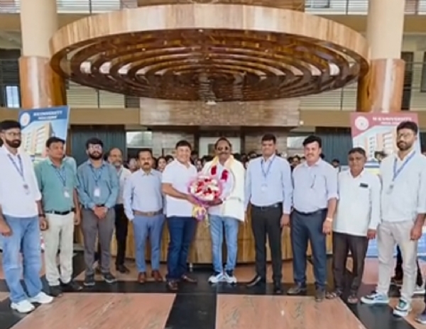 HNGU બોર્ડ ઓફ મેનેજમેન્ટમાં મુકેશકુમાર પટેલની નિમણૂક, એમ.કે. યુનિવર્સિટી ખાતે સન્માન કરવામાં આવ્યું.