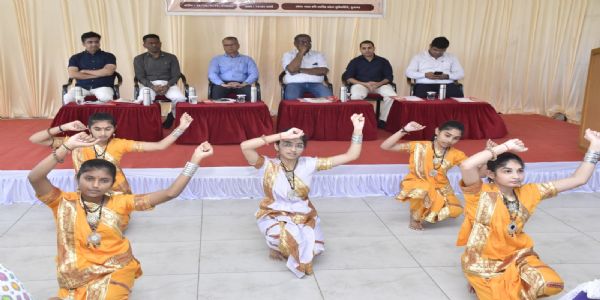 ગુજરાત પ્રેસ અકાદમી, ભક્ત કવિ નરસિંહ મહેતા યુનિવર્સિટી અને પ્રાદેશિક માહિતી કચેરી- જૂનાગઢના સંયુક્ત ઉપક્રમે સર્જક સાથે સંવાદ કાર્યક્રમ યોજાયો
