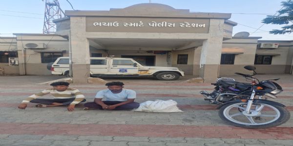 ભચાઉમાં કોપર કેબલનો શંકાસ્પદ જથ્થો ઝડપાયો: બે શખ્સો પોલીસની પકડમાં, મુદ્દામાલ કબજે
