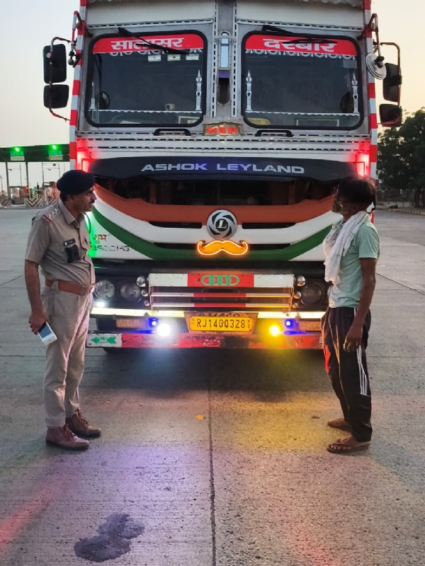પ્રાદેશિક વાહન વ્યવહાર કચેરી દ્વારા વિશેષ એન્ફોર્સમેન્ટ કાર્યવાહી