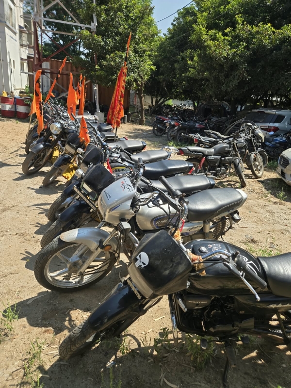 નખત્રાણા પોલીસની બેફામ બાઈક ચાલકો સામે કાર્યવાહી