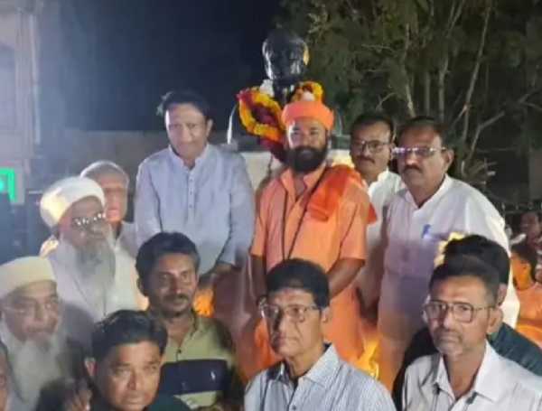 સિદ્ધપુરના ટાવર ચોક ખાતે સર સયાજીરાવ ગાયકવાડ સ્મારકનો સ્થાપના દિવસ ઉજવાયો.