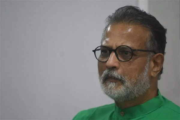 Tusshar Gandhi detained before demonstration in support of CJP protest in Mumbai