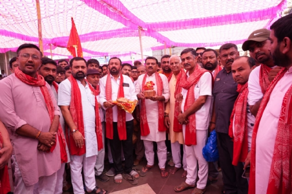 સાંસદ પદયાત્રા સંપન્ન સાંસદ પદયાત્રા સંપન્ન