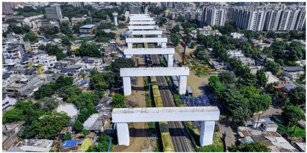 બુલેટ ટ્રેન પરિયોજના: વડોદરામાં રાજધાની રેલમાર્ગ ઉપર તમામ 14 પોર્ટલ બીમનું નિર્માણ પૂર્ણ