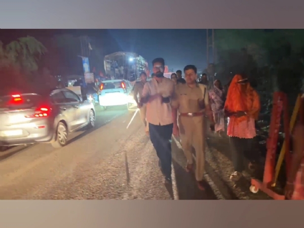 માતાનામઢ ખાતે ફૂટ પેટ્રોલિંગ