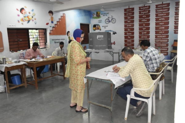 ગાંધીનગર ચૂંટણી ગાંધીનગર ચૂંટણી