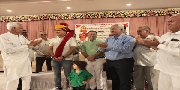 તાલાલા ખાતે ક્ષતિય કારડીયા રાજપૂત સમાજનું સ્નેહમિલન યોજાયું,રાજ્યસભાના સાંસદ માનસિંહ પરમારનું ભવ્ય સન્માન