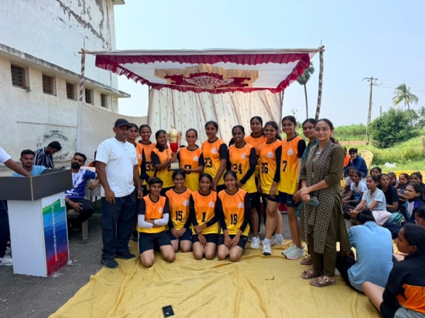 જૂનાગઢની બહાઉદ્દીન કૉલેજે આંતર કૉલેજ હેન્ડબોલ