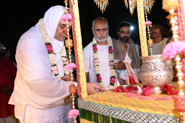 સાંદીપનિ  વિદ્યાનિકેતનમાં  કરુણામયીમાની  ભવ્ય  રથયાત્રા  સંપન.