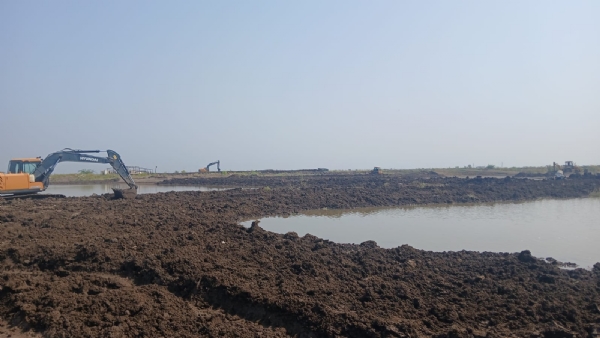 Encroachments on over 30,000 sq. meters Encroachments on over 30,000 sq. meters