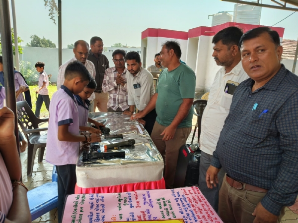 વિજ્ઞાન મેળો યોજાયો
