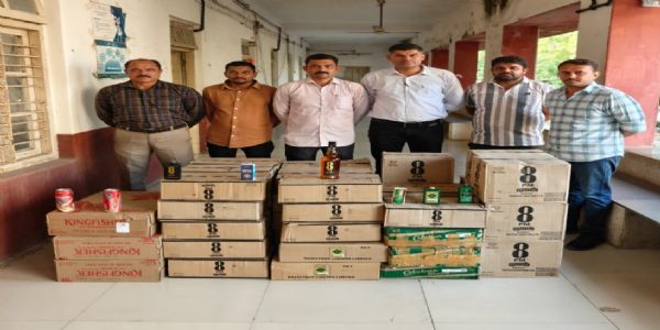 મહુવાના સથરા વાડી વિસ્તારમાંથી રૂ.3.78 લાખનો દારૂનો જથ્થો ઝડપાયો