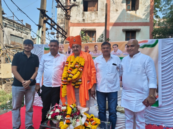 राज्यसभा सांसद गोपीकृष्ण पांडे का सूरत प्रवास