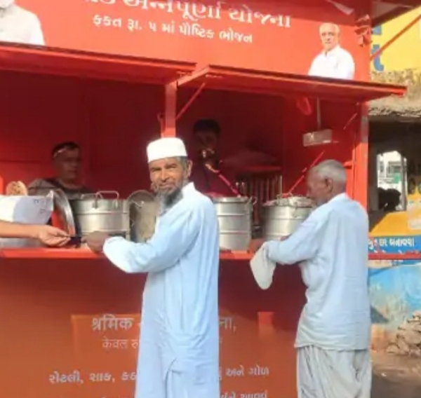 સિદ્ધપુરના કાકોશી ગામે શ્રમિક અન્નપૂર્ણા યોજના હેઠળ નવું ભોજન કેન્દ્ર શરૂ, માત્ર રૂ. 5માં મળશે પૌષ્ટિક ભોજન