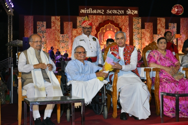 ગાંધીનગર કલ્ચરલના ગરબા