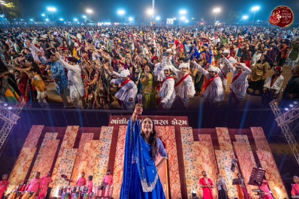 કલ્ચરલના ગરબામાં છઠ્ઠા નોરતે