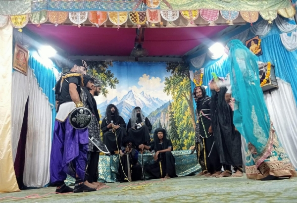 બિબ્બર ખાતે રામા મંડળનો કાર્યક્રમ