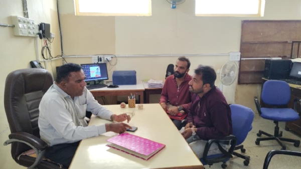 પોરબંદર  મહાનગરપાલિકા  દ્વારા  શાળા-કોલેજ  સહિતના  જાહેર  સંકુલોમાં  શ્વાન  પ્રવેશ  અટકાવવા  સઘન  ચકાસણી.