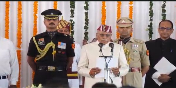 ડો. ઢાલ સિંહ બિસેન એ, ઉત્તરાખંડના રાજ્યપાલ પદના શપથ લીધા