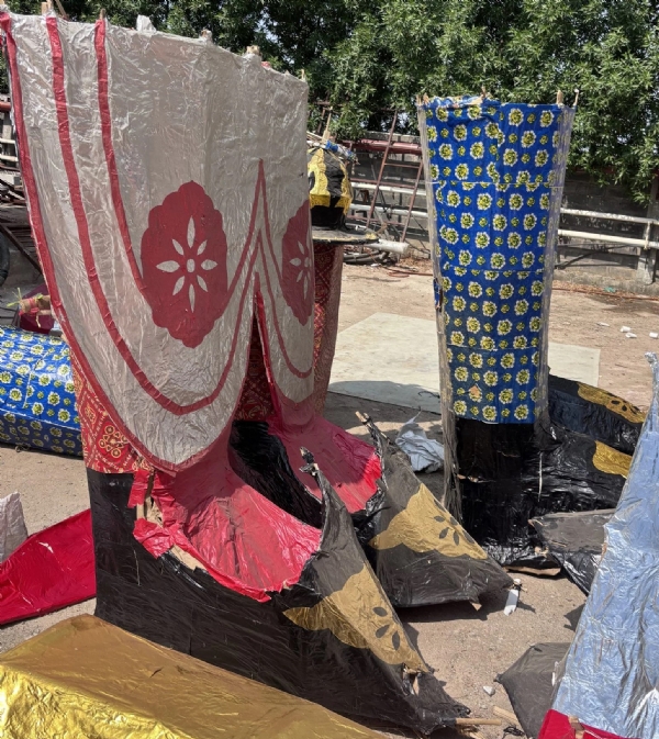 Preparations in full swing for burning of 60 feet tall Ravana at Bhadaj Temple in Ahmedabad Preparations in full swing for burning of 60 feet tall Ravana at Bhadaj Temple in Ahmedabad