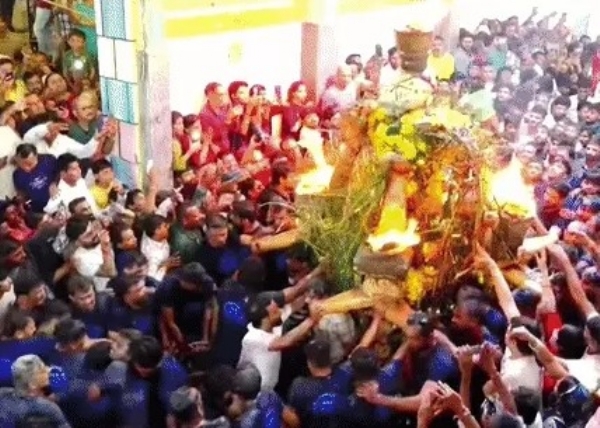 The world famous Rupal in Gandhinagar has returned to the Palli Neej temple, the river Ghini flows on the village roads.