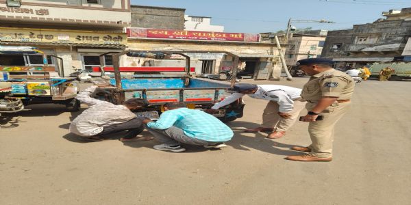 છકડા રિક્ષાચાલકોને 10 દિવસનું અલ્ટિમેટમ.