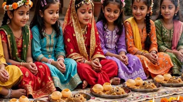 ગરબીની બાળાઓને ભોજન