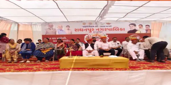 રાધનપુરમાં સ્વદેશી મેળામાં ઓછી ભીડ અને પાયાની સુવિધાઓના અભાવે આયોજન સામે સવાલો