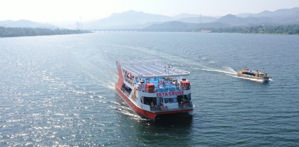 Construction of a new and larger Ekta Cruise on the Narmada River at a cost of Rs 16 crores for river tourism for tourists at Ektanagar Construction of a new and larger Ekta Cruise on the Narmada River at a cost of Rs 16 crores for river tourism for tourists at Ektanagar