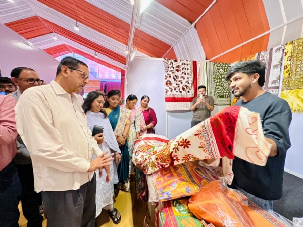 ગાંધીધામ સ્વદેશી મેળાનું આયોજન