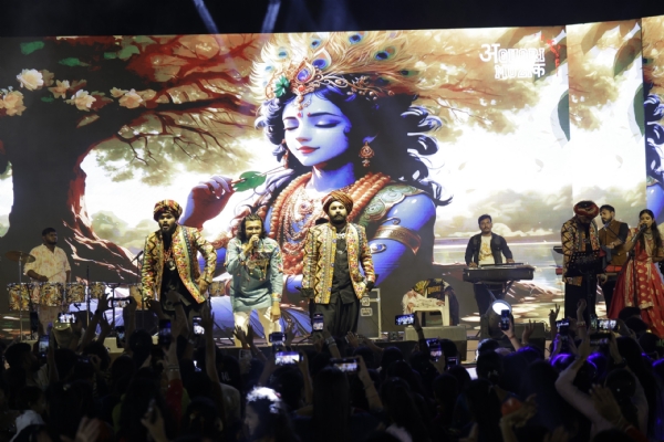 રાસના  રંગે  રંગાયો  પોરબંદર  પોલીસ  પરિવાર.