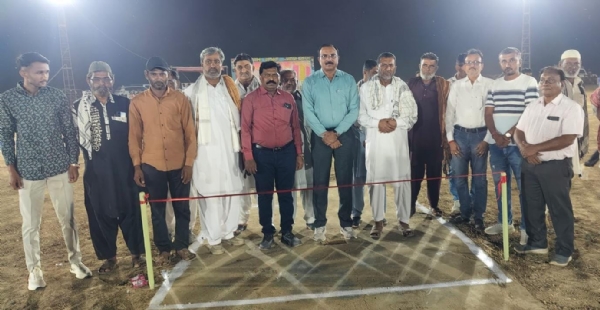 હાજીપીર ખાતે ક્રિકેટ ટુર્નામેન્ટનું આયોજન