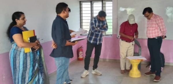 Collector G H Solanki visited the polling stations of Wadhwan and inspected the BLO operations.